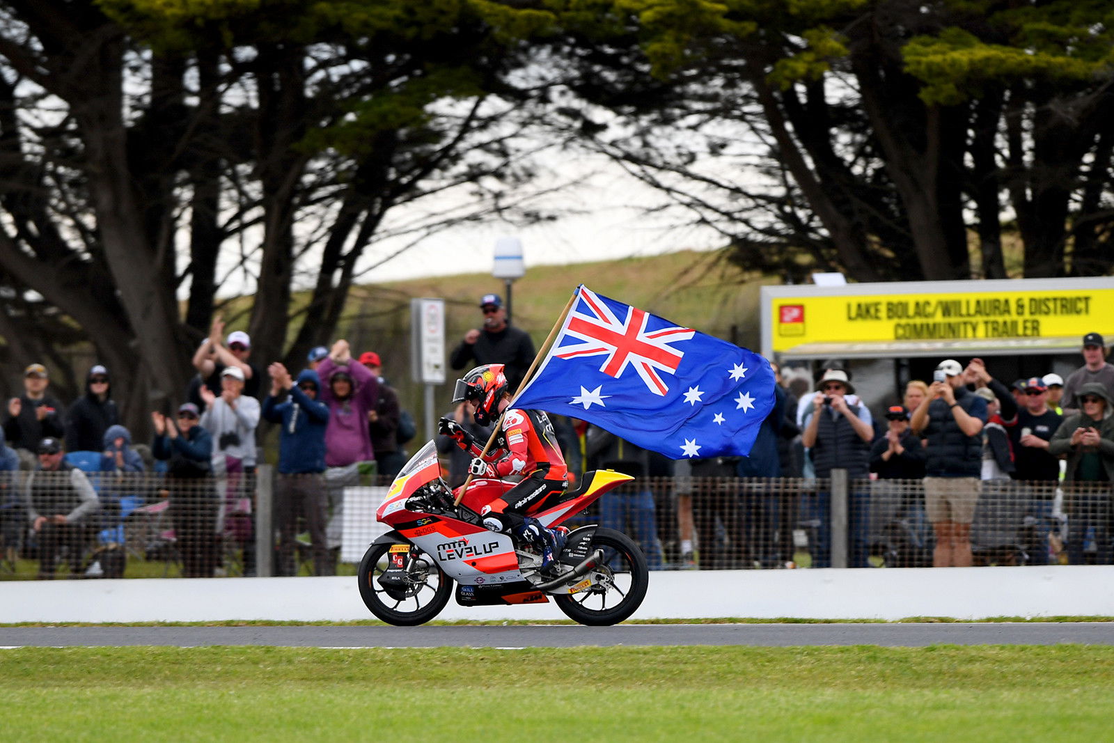 Joel Kelso second in Phillip Island Moto3 thriller