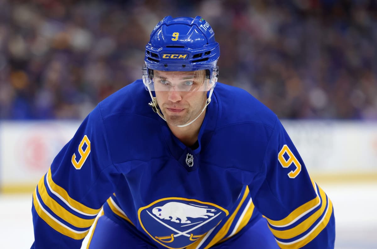 Sabres’ Josh Norris leaves game against Rangers with injury