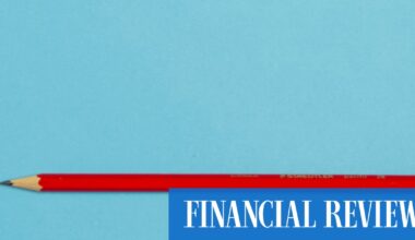 professional economists and AI try the economics exam