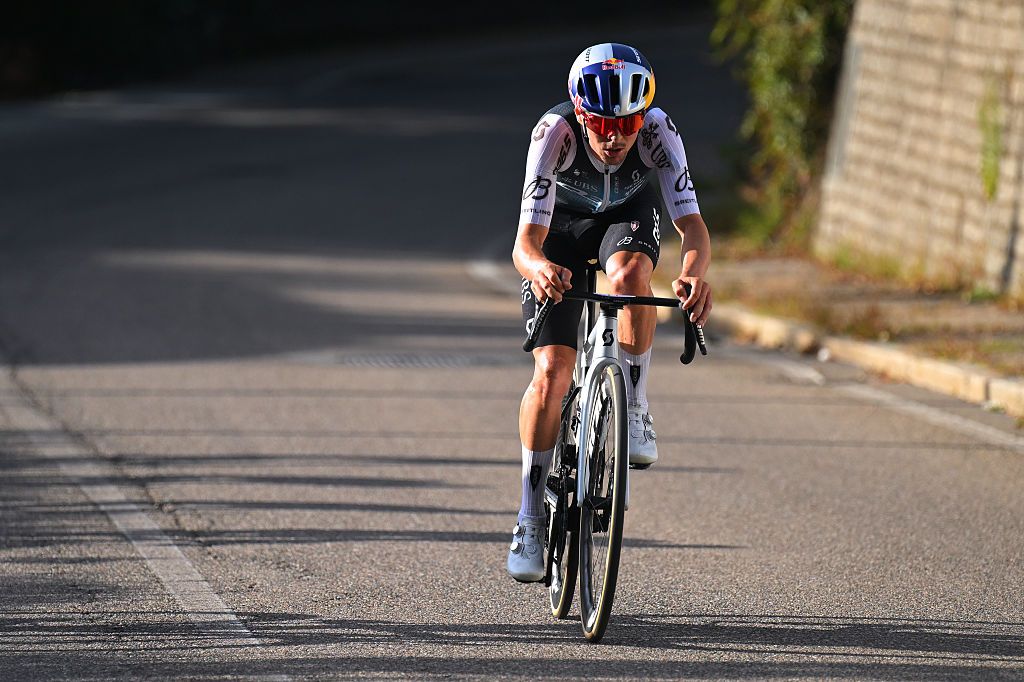 VARESE, ITALY - OCTOBER 07: Thomas Pidcock of Great Britain and Q36.5 Pro Cycling Team competes in the chase group during the 104th Tre Valli Varesine 2025 a 200.3km one day race from Busto Arsizio to Varese on October 07, 2025 in Varese, Italy. (Photo by Tim de Waele/Getty Images)