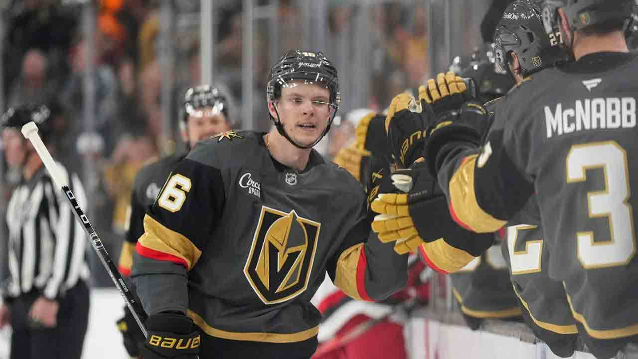 Barbashev has two points as Golden Knights beat Hurricanes