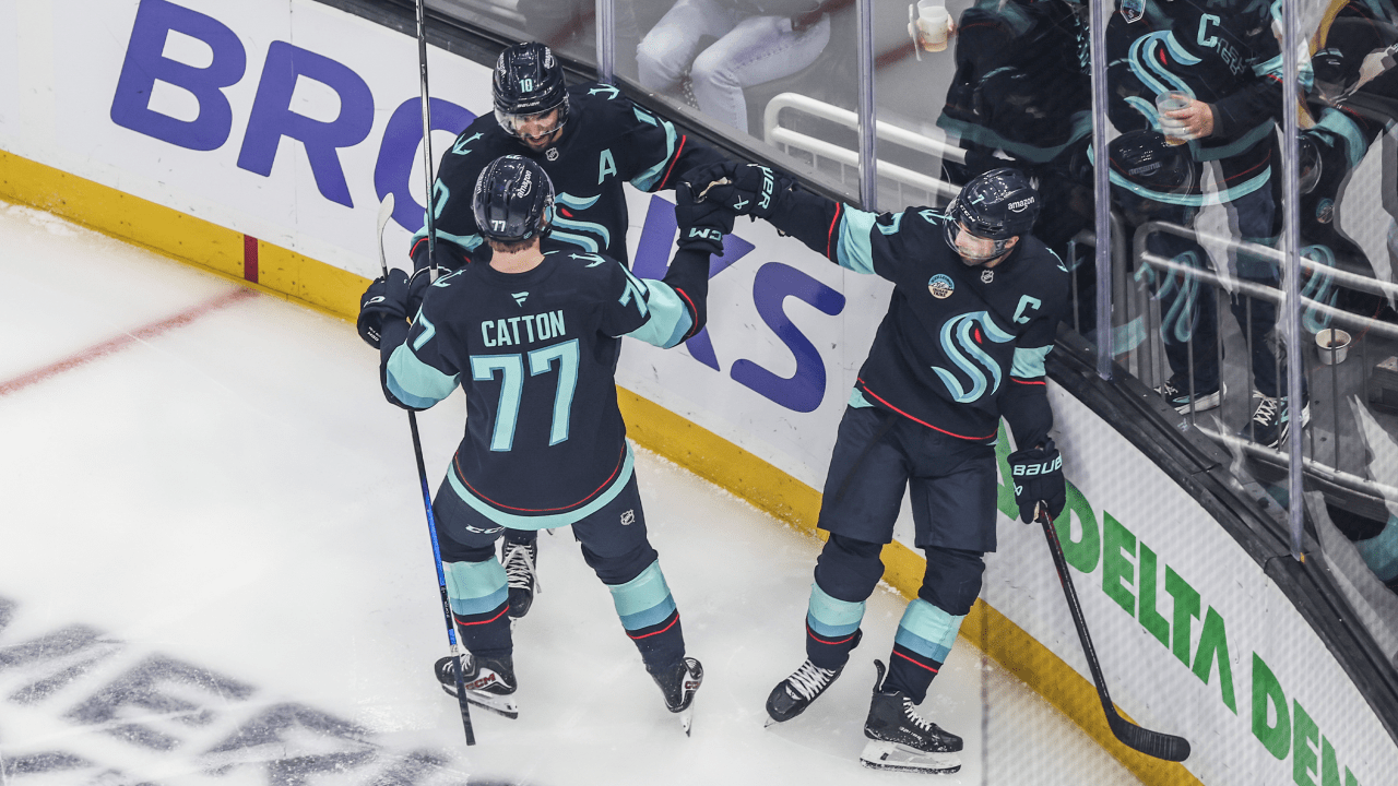 Eberle scores 2 goals, Kraken hold off Oilers