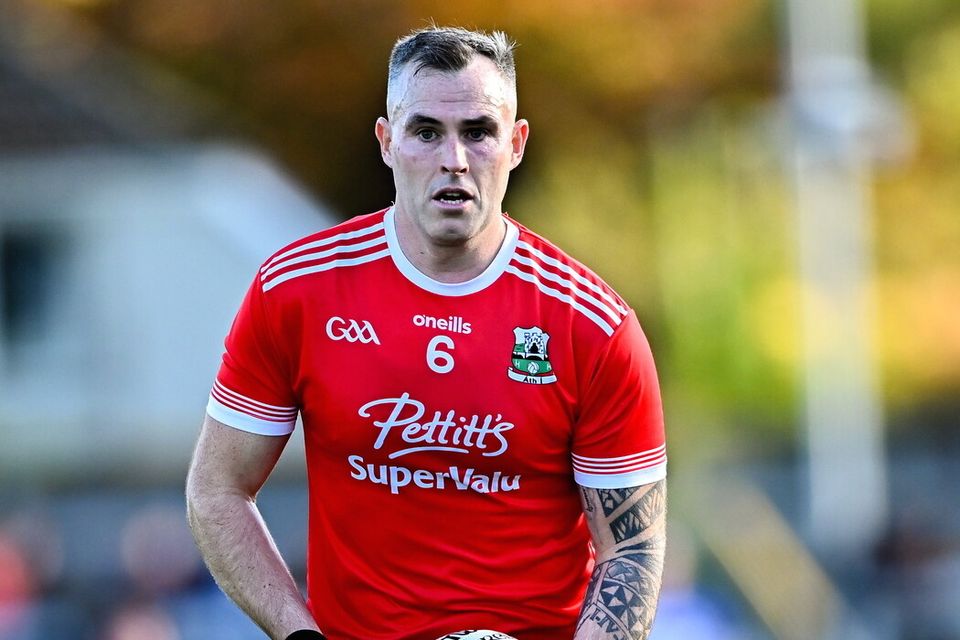 Athy's Cathal McCarron in possession during their Kildare SFC final win over Naas. Photo: Piaras Ó Midheach/Sportsfile.