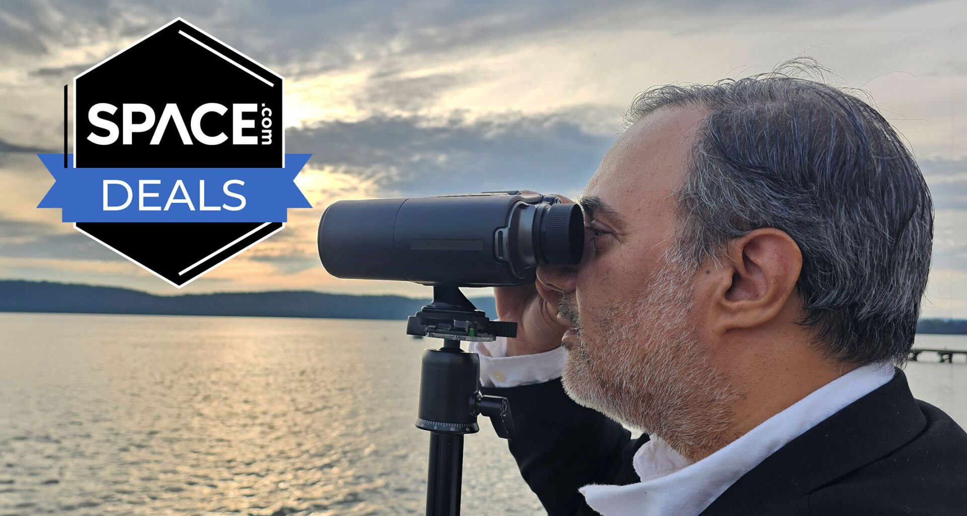 Save $500 on the Unistellar Envision smart binoculars on pre-order until Nov. 2