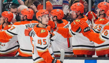 Sennecke's first NHL goal | NHL.com