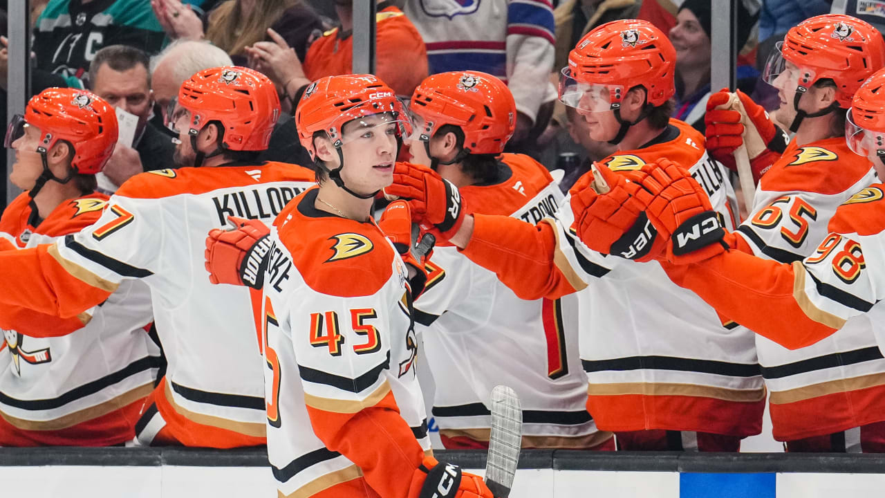 Sennecke's first NHL goal | NHL.com