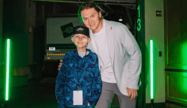 Penguins, Wild honor Make-A-Wish child