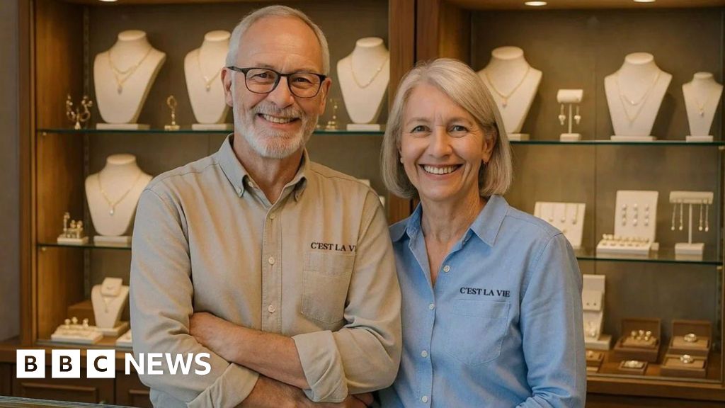 Scammers are using AI to lure shoppers to fake businesses