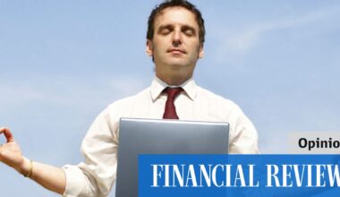 The photo on the cover of the magazine” Anthony Albanese and his new members and senators.