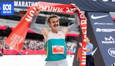 Record-breaking Melbourne Marathon Festival as 50,000 runners hit the road