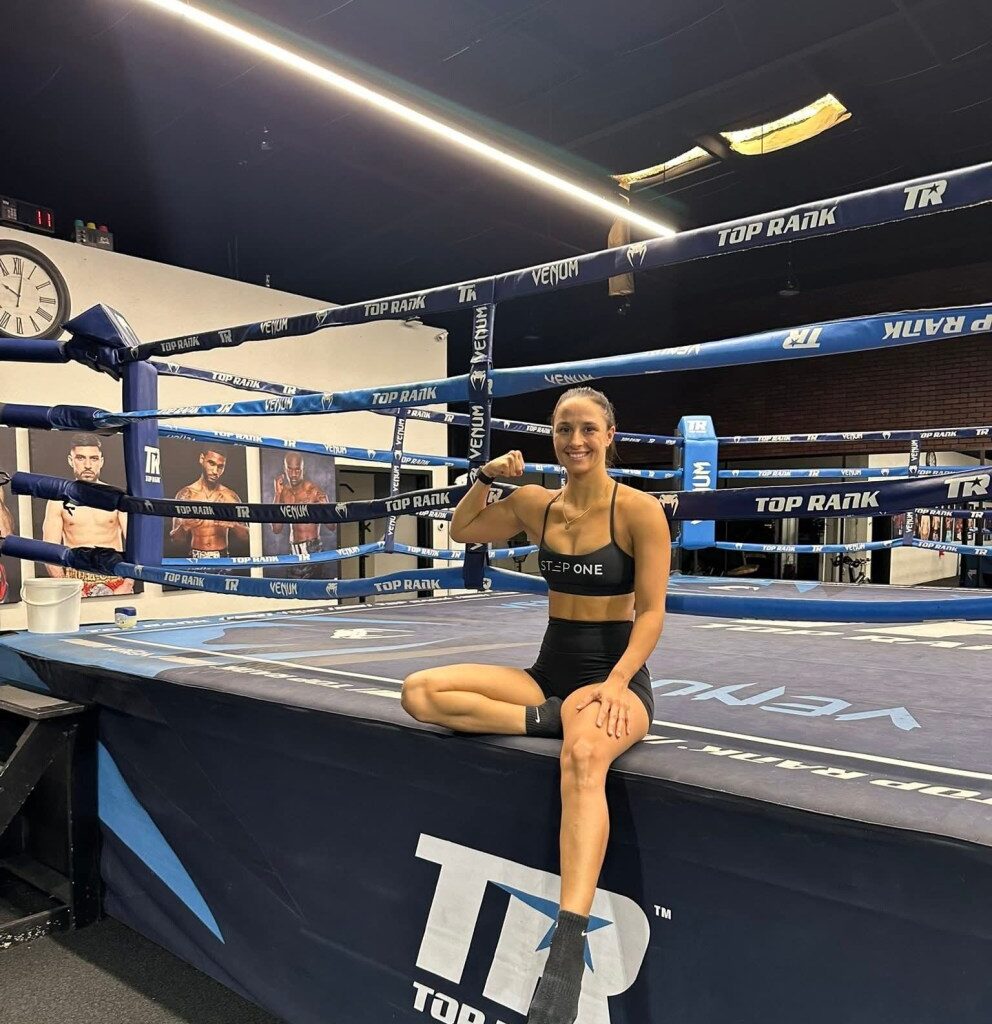 Linn Sandström: The Hunt For Flyweight Gold Begins – FightPost: Boxing & MMA News