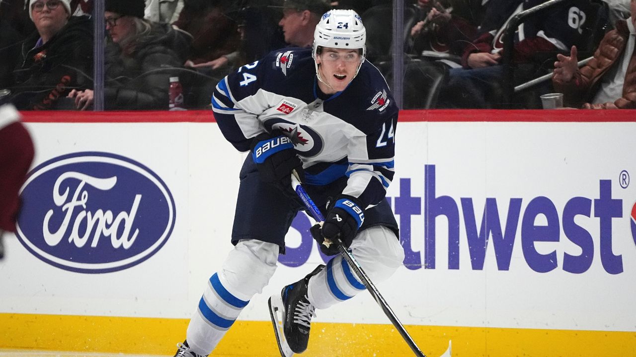 Jets defenceman Haydn Fleury leaves game vs. Kings after blocking shot