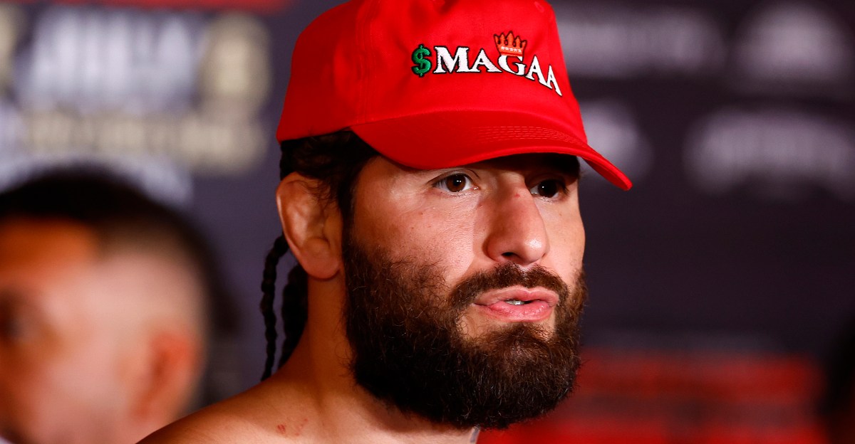 Masvidal: McGregor is ‘doing cocaine,’ won’t show up for White House card