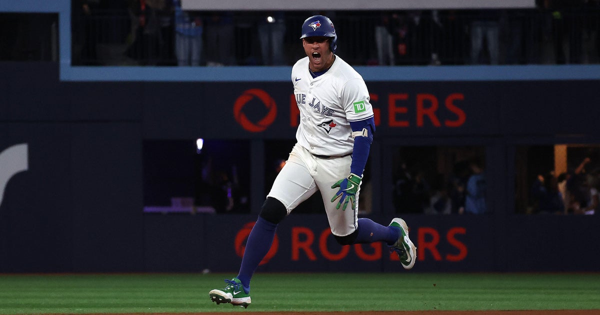 Los Angeles-area pastor pulling for Blue Jays' World Series victory despite being in heart of Dodgers territory