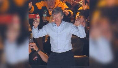 Former Bruins announcer Jack Edwards honored as ‘Fan of the Game’