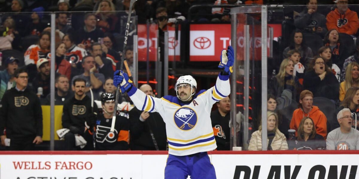 Game Recaps, Oilers Targeting Tuch in Trade, First NHL Goals for Schaefer and Kindel & More