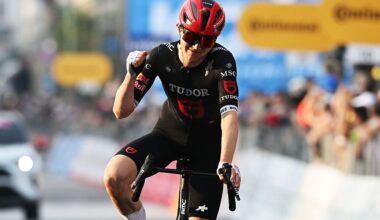 Michael Storer finishes third at Il Lombardia 2025