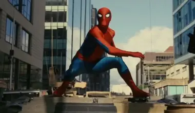 BRAND NEW DAY Set Photos Reveal Sadie Sink, Bloodied Bruce Banner, and a Possible Female Villain — GeekTyrant