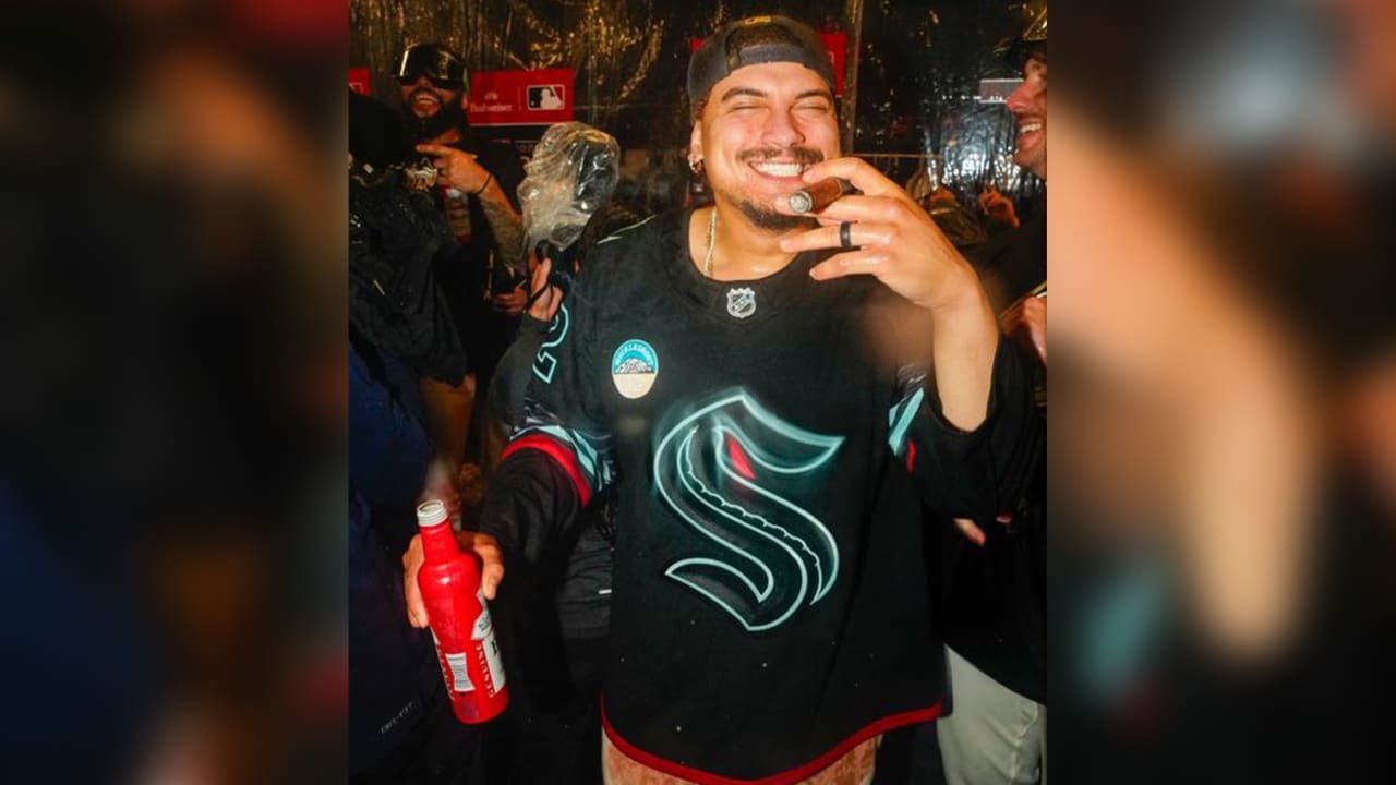 MLB’s Naylor rocks Kraken jersey during Mariners' postgame celebration