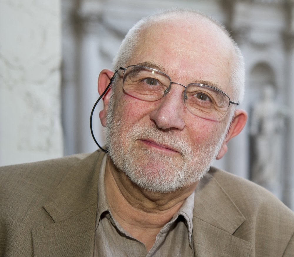 Theoretical physicist Michael Berry wins 2025 Isaac Newton Medal and Prize – Physics World