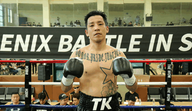 Jang Min-joon is taking a photo to commemorate his rise as the Korean Boxing Commission KBM Super Middleweight Champion at the International University Creative Hall in Pyeongtaek, Gyeonggi-do, in September 2025. Photo = Courtesy of FINAL FLASH