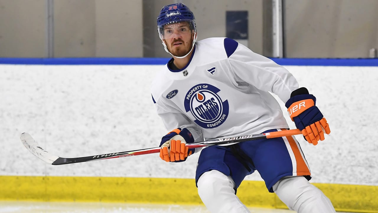 Roslovic sees ‘opportunity to win’ after signing contract with Oilers