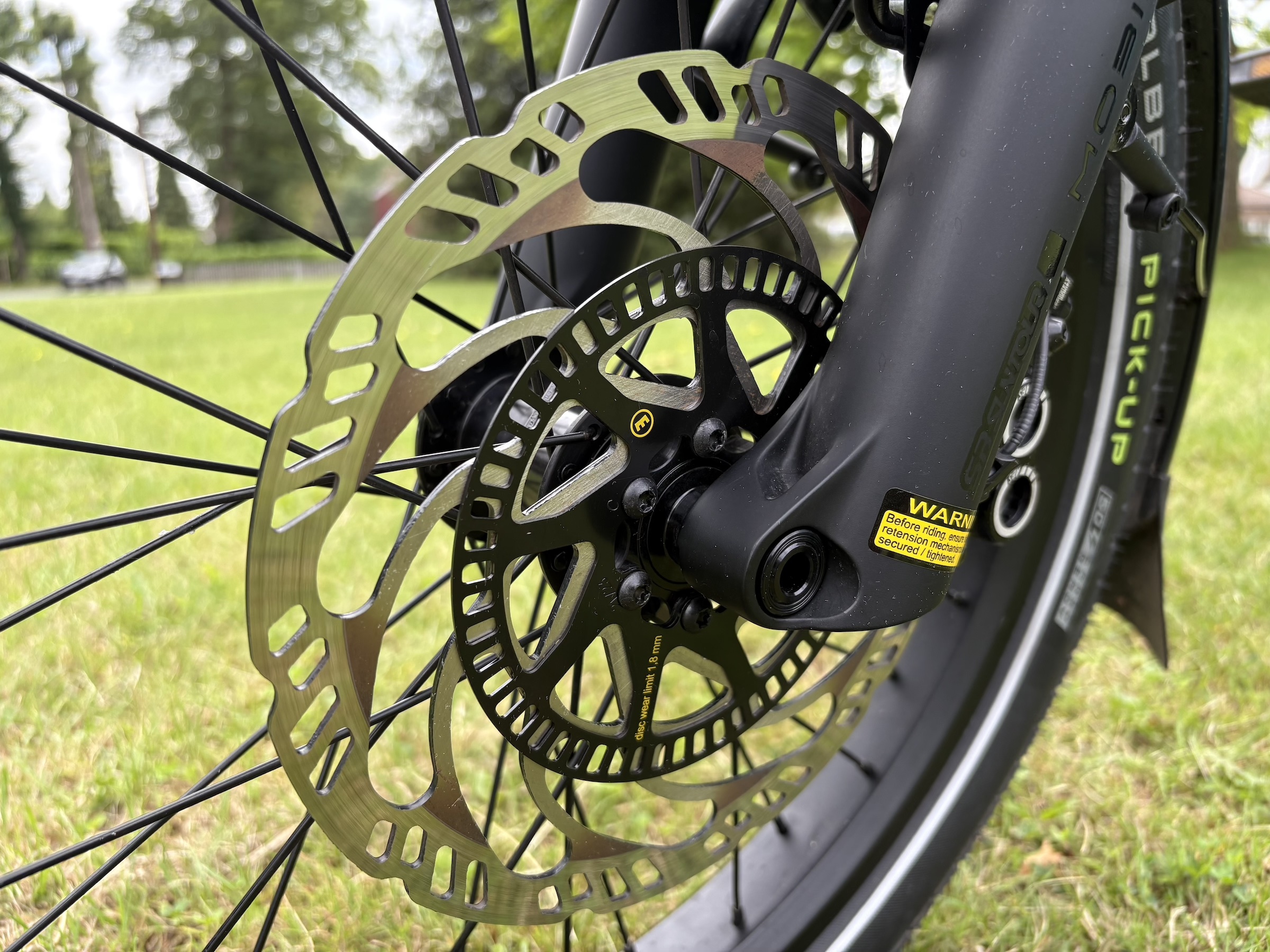 Tern GSD S10 e-cargo bike test front brake rotors