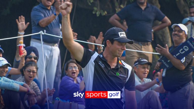 'What a grandstand moment' | Hovlund chips in on 18th in India