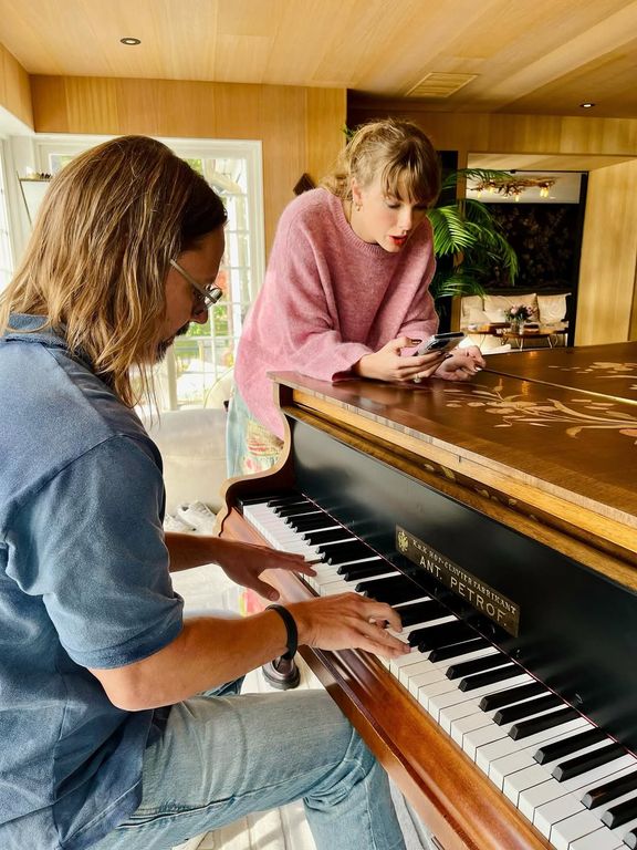 Taylor Swift Shares Pics with Max Martin and Shellback from Showgirl Studio Sessions