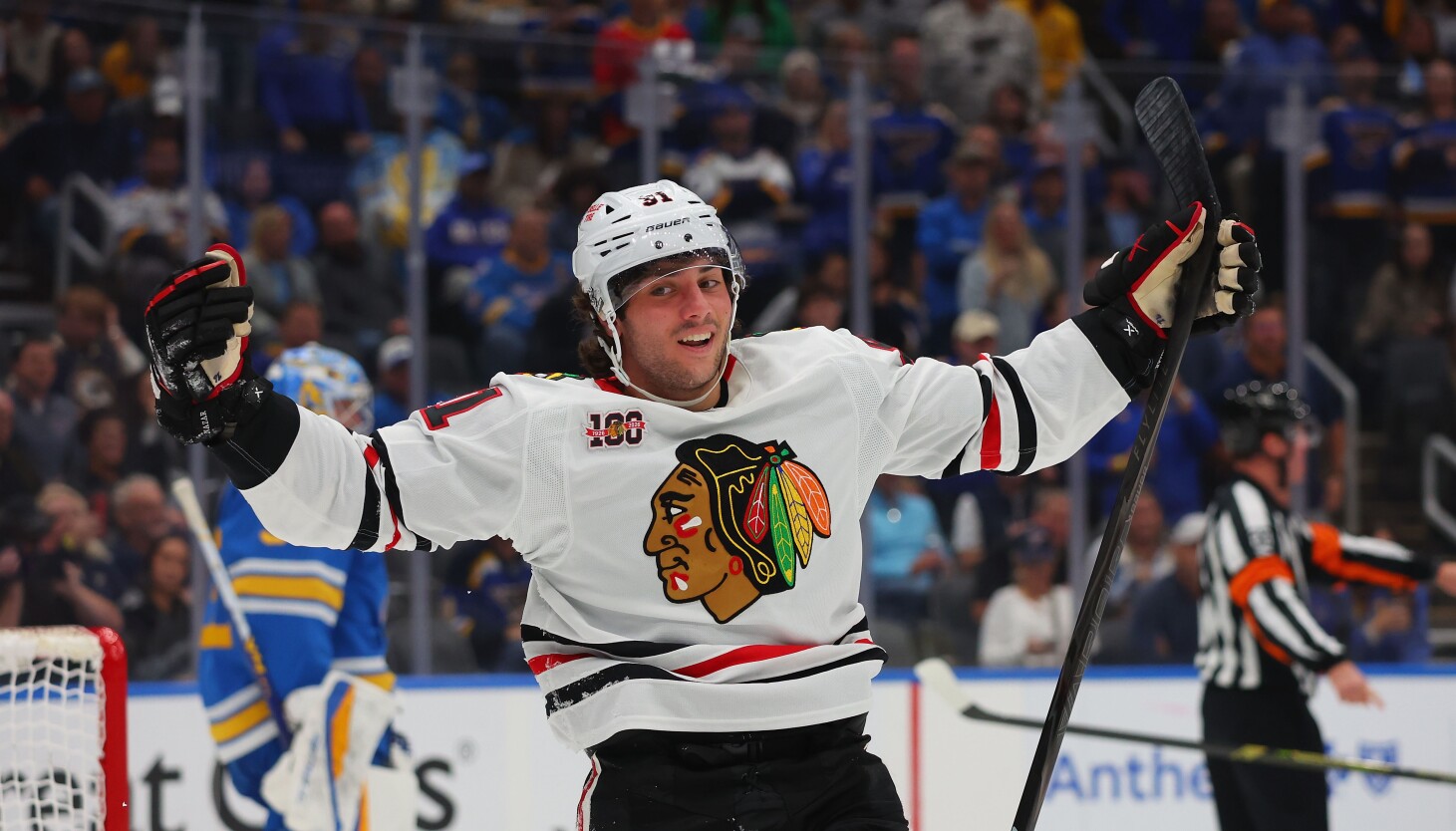 Blackhawks crush Blues in statement win: 'You can tell their confidence is different'