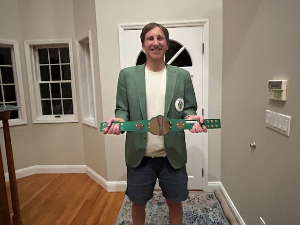 Robert MacIntyre’s wild week, LeBron James’ mid-game swing tip and a Ryder Cup karaoke controversy