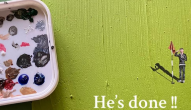 Girlfriend goes viral for giving her boyfriend the greatest hole-in-one gift we've ever seen