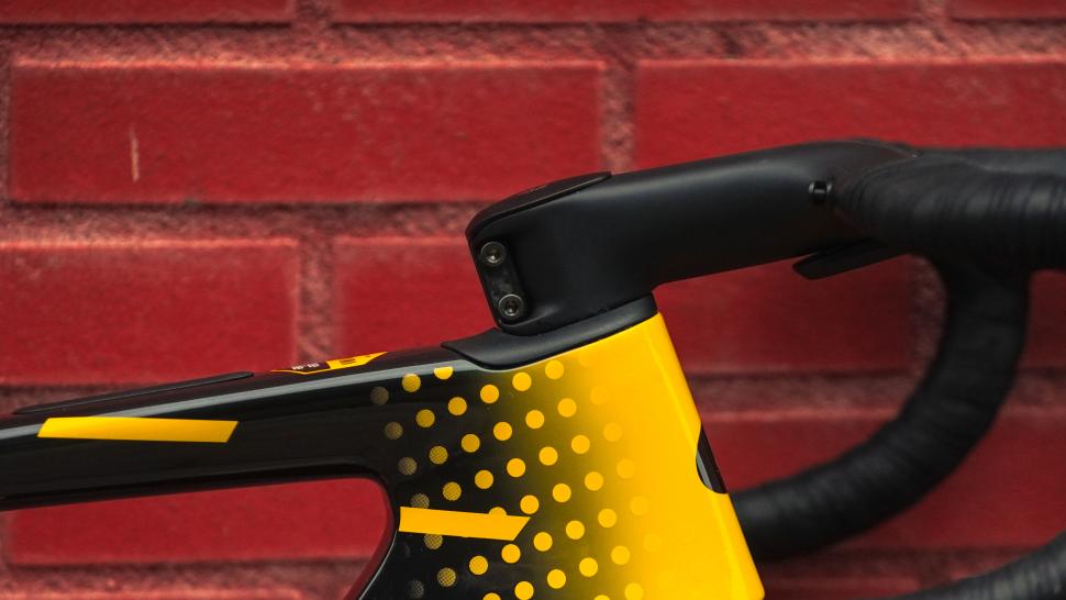 Visma Cervelo Aspero 5-03