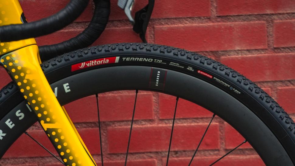 Visma Cervelo Aspero 5-04