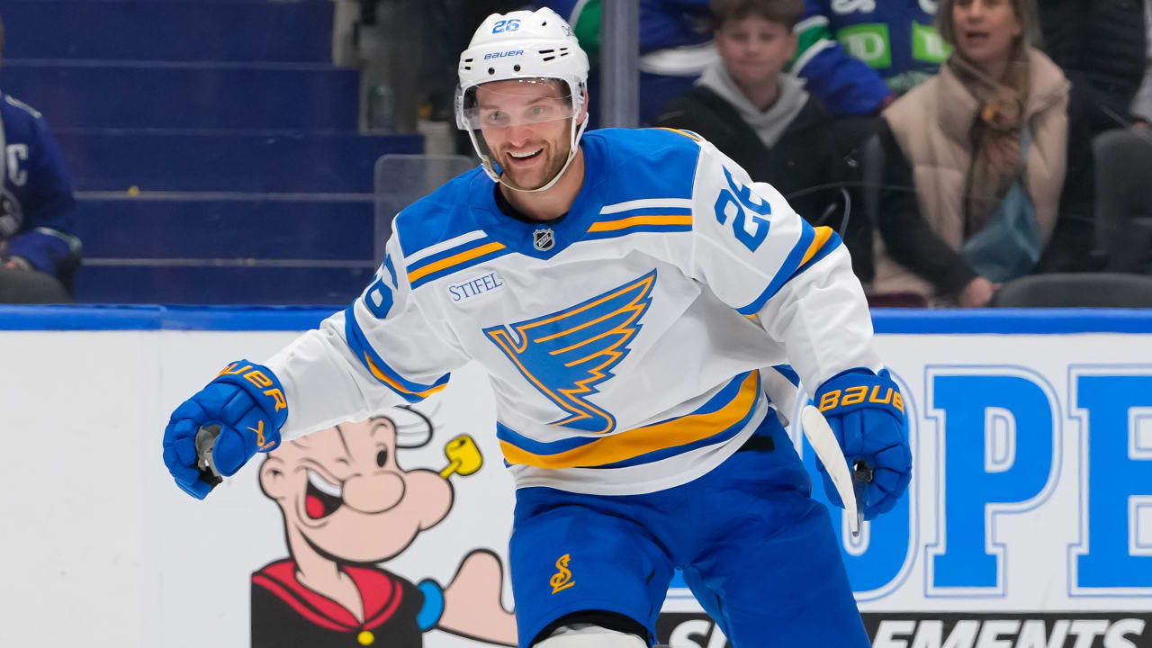 Walker leading charge to make hockey more popular in Australia