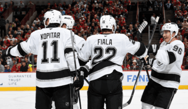 Fiala, Kings defeat Blackhawks to extend point streak to 5 games