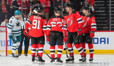 Hamilton scores twice, Devils defeat Sharks for 7th straight win