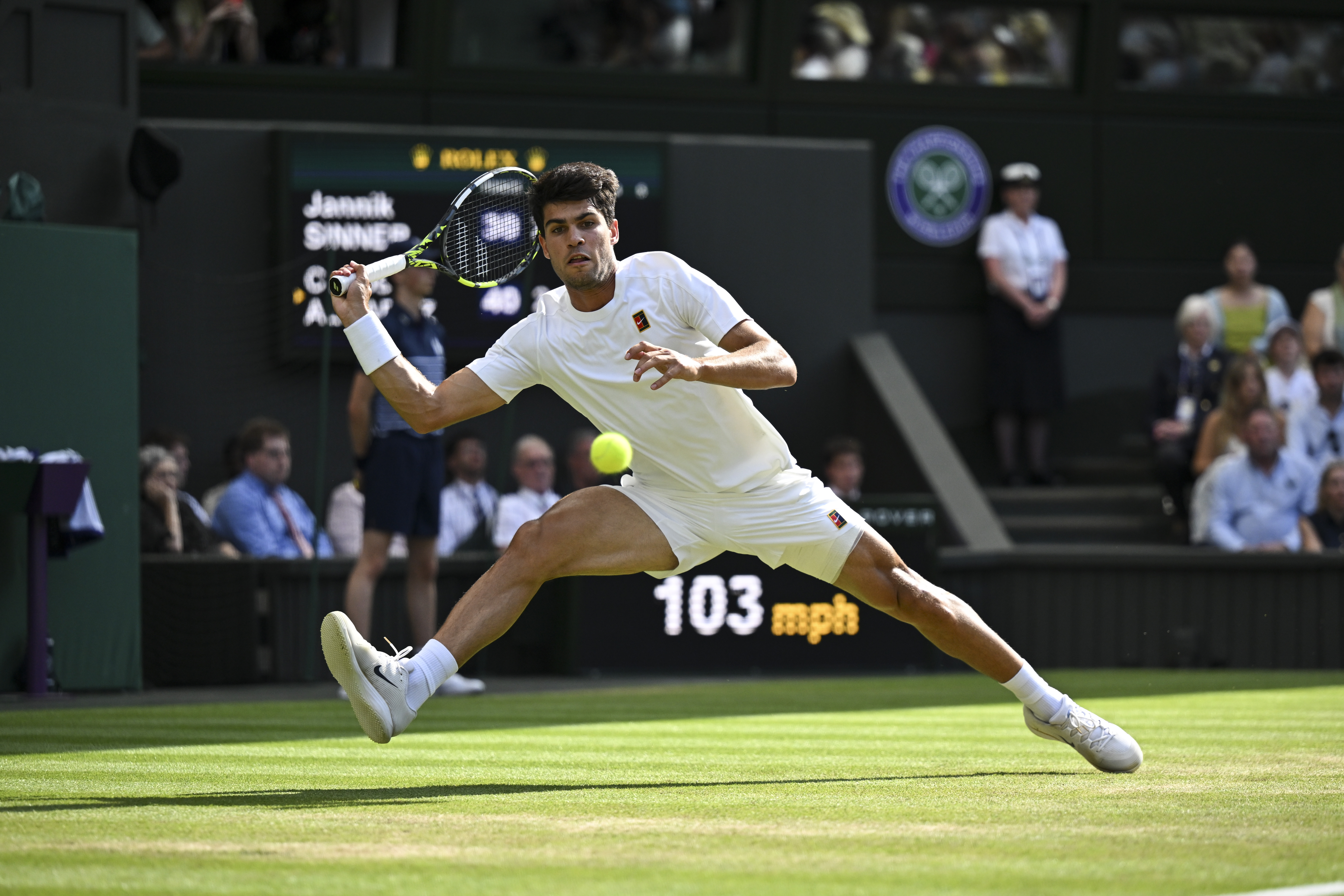 Carlos Alcaraz returning a serve at 103 mph during the Wimbledon Gentlemen's Singles Final.