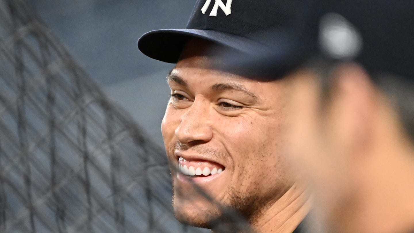 MLB award winners get special gold logoman patches for 2026