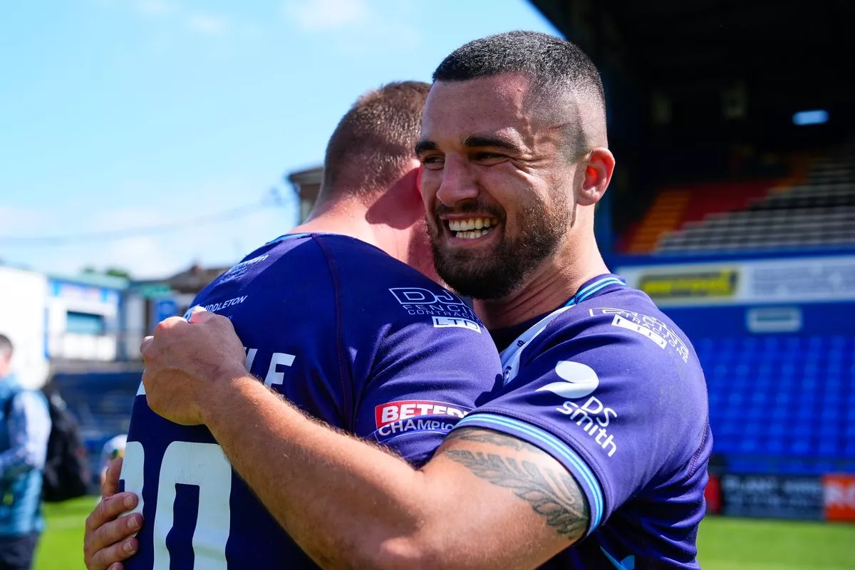 Caleb Aekins in action for Featherstone.