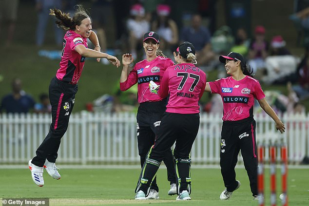 Bray (left) took four wickets as the Sydney Sixers defeated the Sydney thunder in the WBBL on Friday