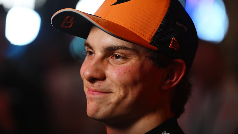 Oscar Piastri lands early blow with sprint pole at decisive grand prix