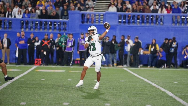 Alejado Named Semifinalist For Shaun Alexander Award