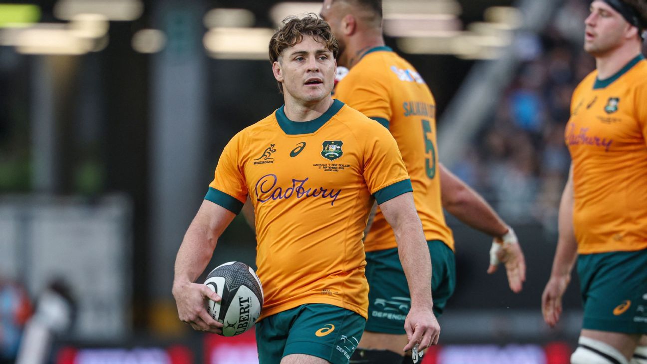 JOC back as Schmidt shuffles Wallabies deck for Ireland