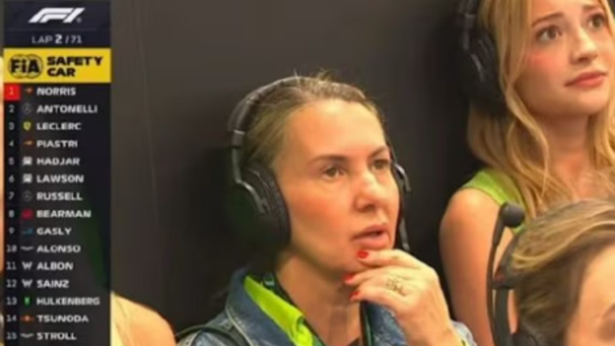 Broadcaster apologises after commentator's 'unacceptable' comments about star's mother;