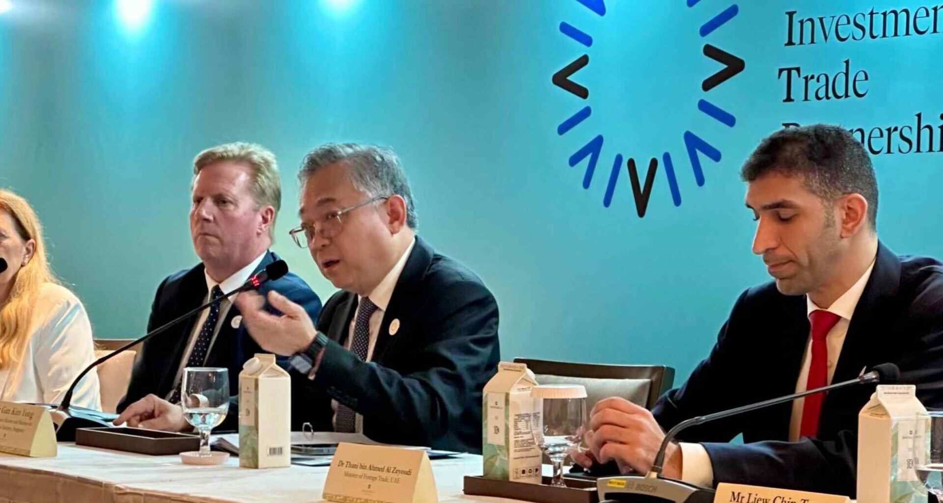 Singapore, Malaysia and 14 others urge rules-based trading in new tie-up