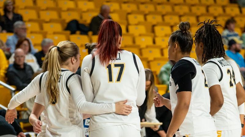 Women’s Basketball Drops Contest to No. 22/23 West Virginia