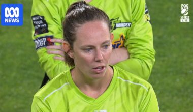 Sydney Thunder miss out on WBBL win as Adelaide Strikers clash ended early by rain