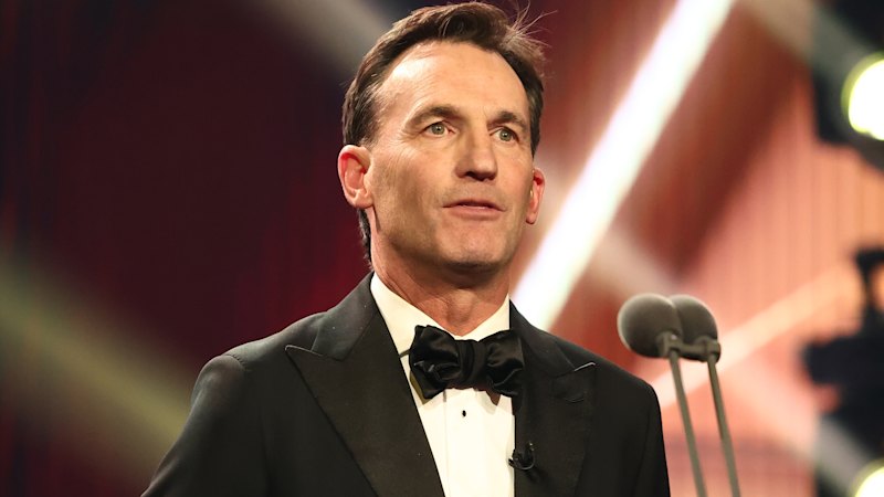 AFL chief Andrew Dillon defends wildcard round