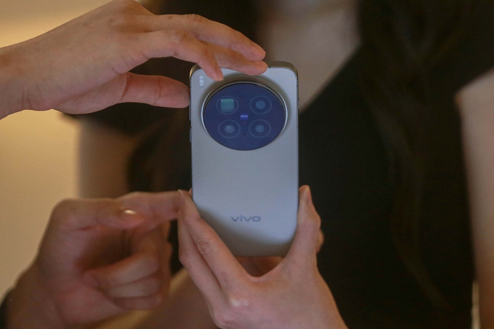 ivo X300 Series features various imaging solutions perfect for content creation. – Picture by Sayuti Zainudin